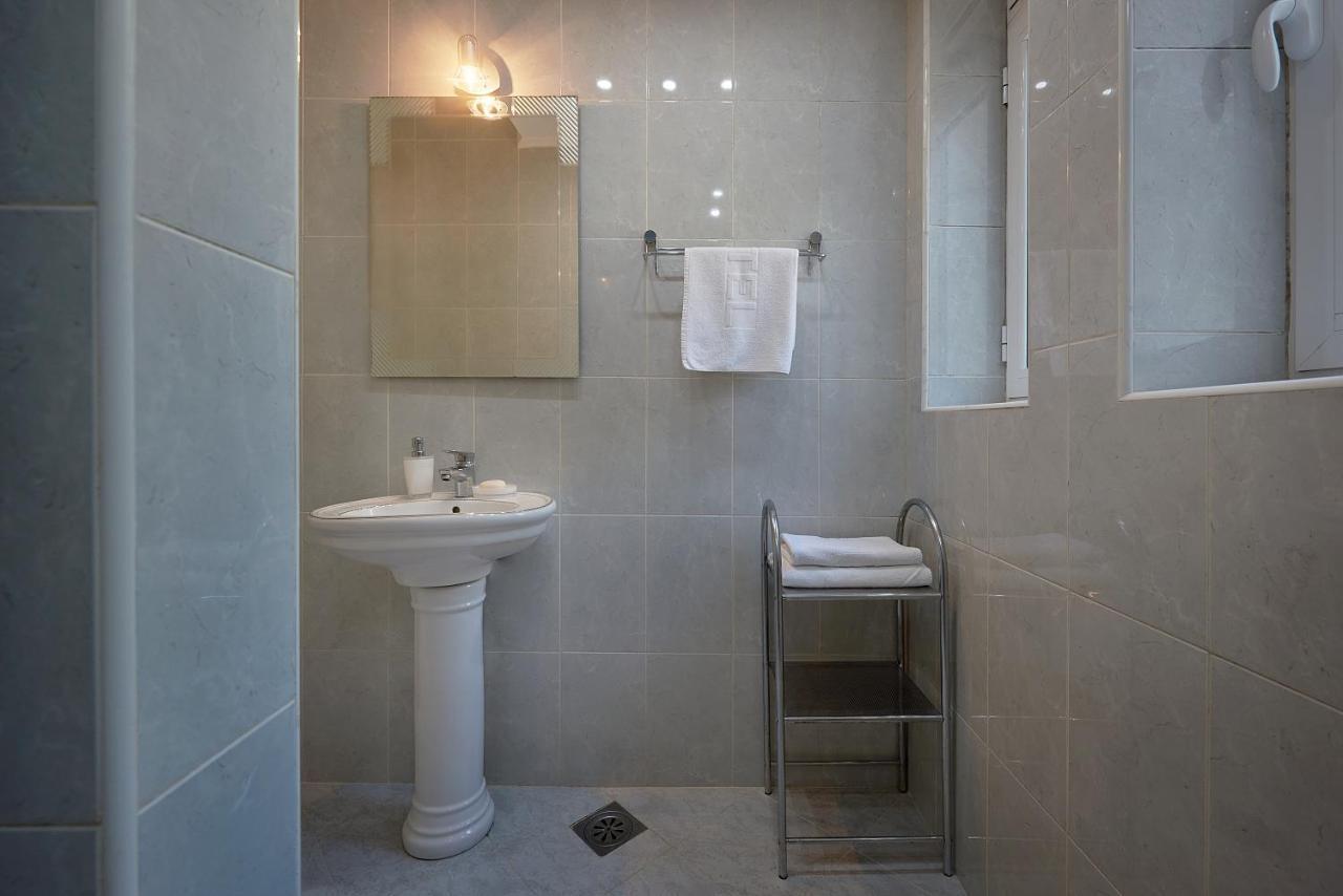 Apartmani Kuca U Maslinama Sveti Stefan Exterior foto